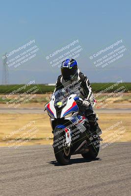 media/Jun-18-2023-Lets Ride (Sun) [[c6e4a777ea]]/C Group/240pm (Wheelie Bump)/